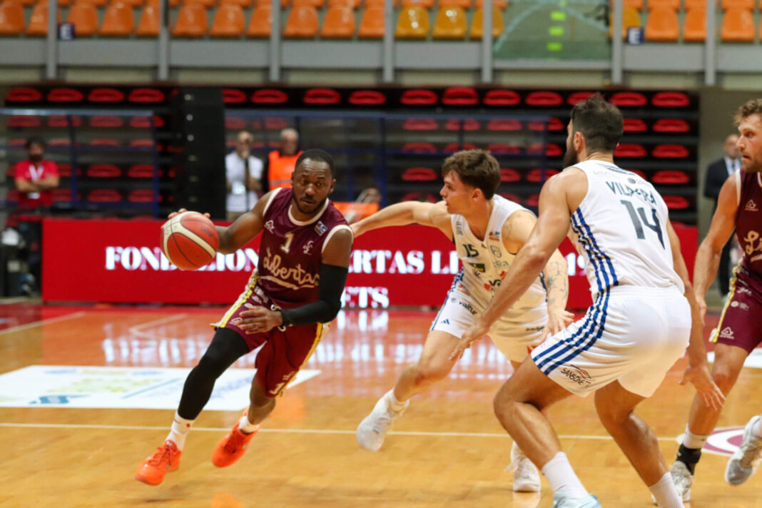 Libertas Livorno tutto cuore: rimonta e vittoria con Brindisi