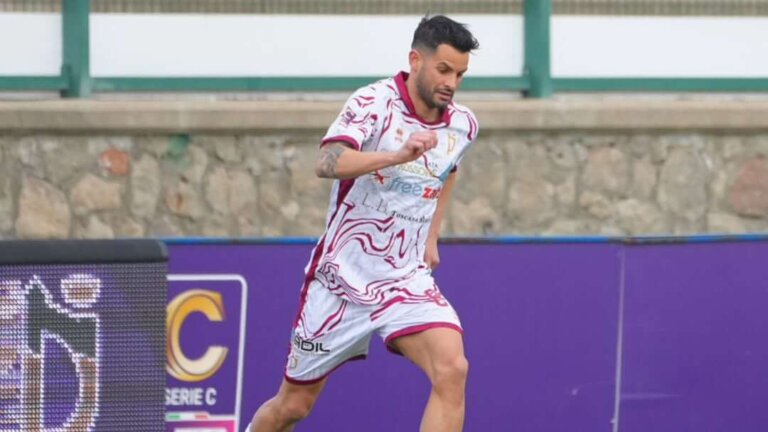 Il Pontedera sbatte sulla traversa e non sfonda: lo spettro della Serie D è sempre più concreto